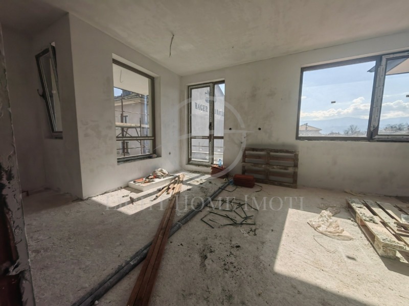 En venta  2 dormitorios Plovdiv , Proslav , 111 metros cuadrados | 82971385 - imagen [5]