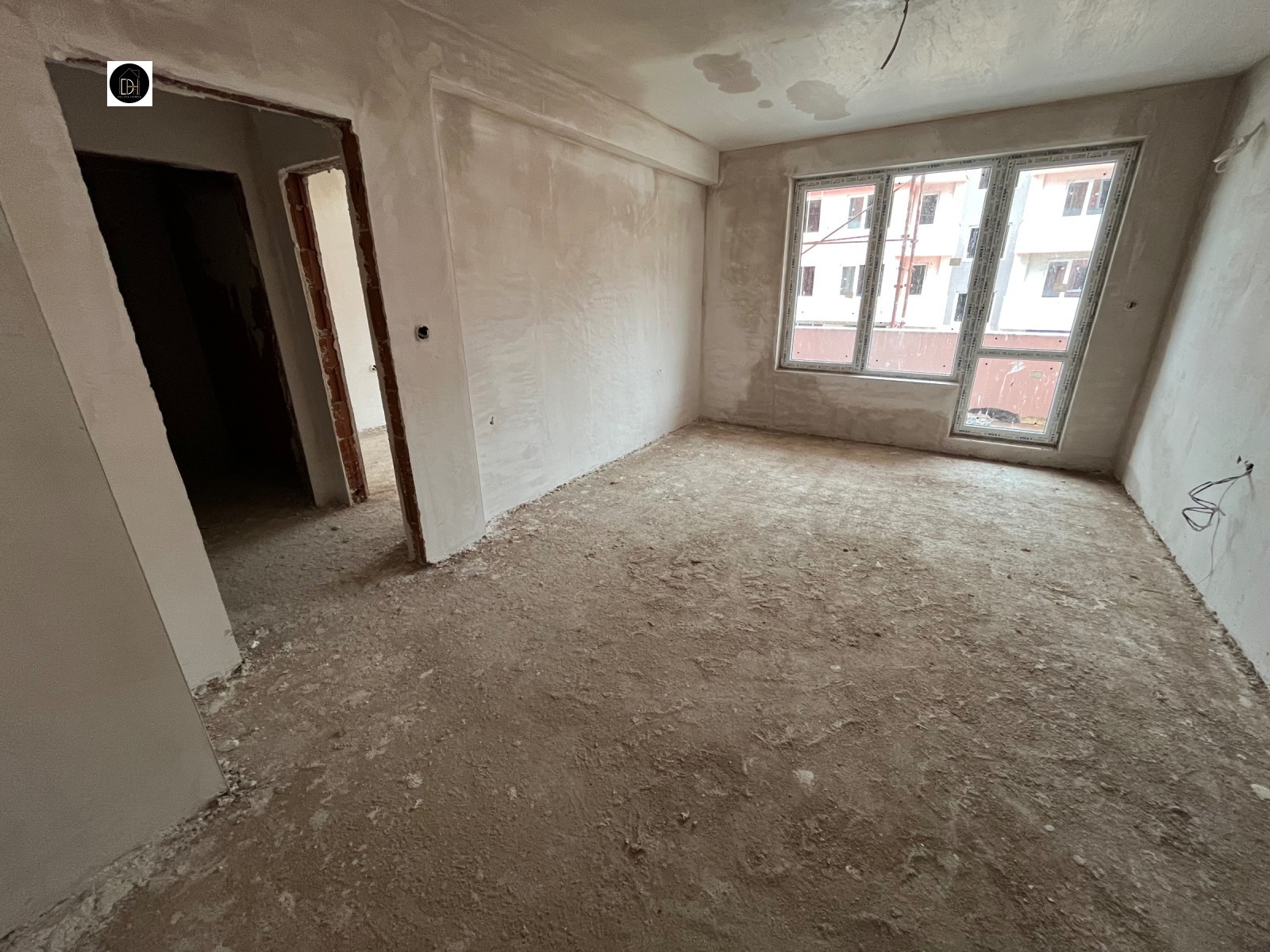 Продава 2-СТАЕН, гр. Пловдив, Остромила