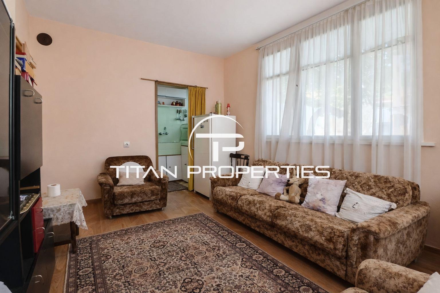 Продава ЕТАЖ ОТ КЪЩА, гр. Пловдив, Гагарин