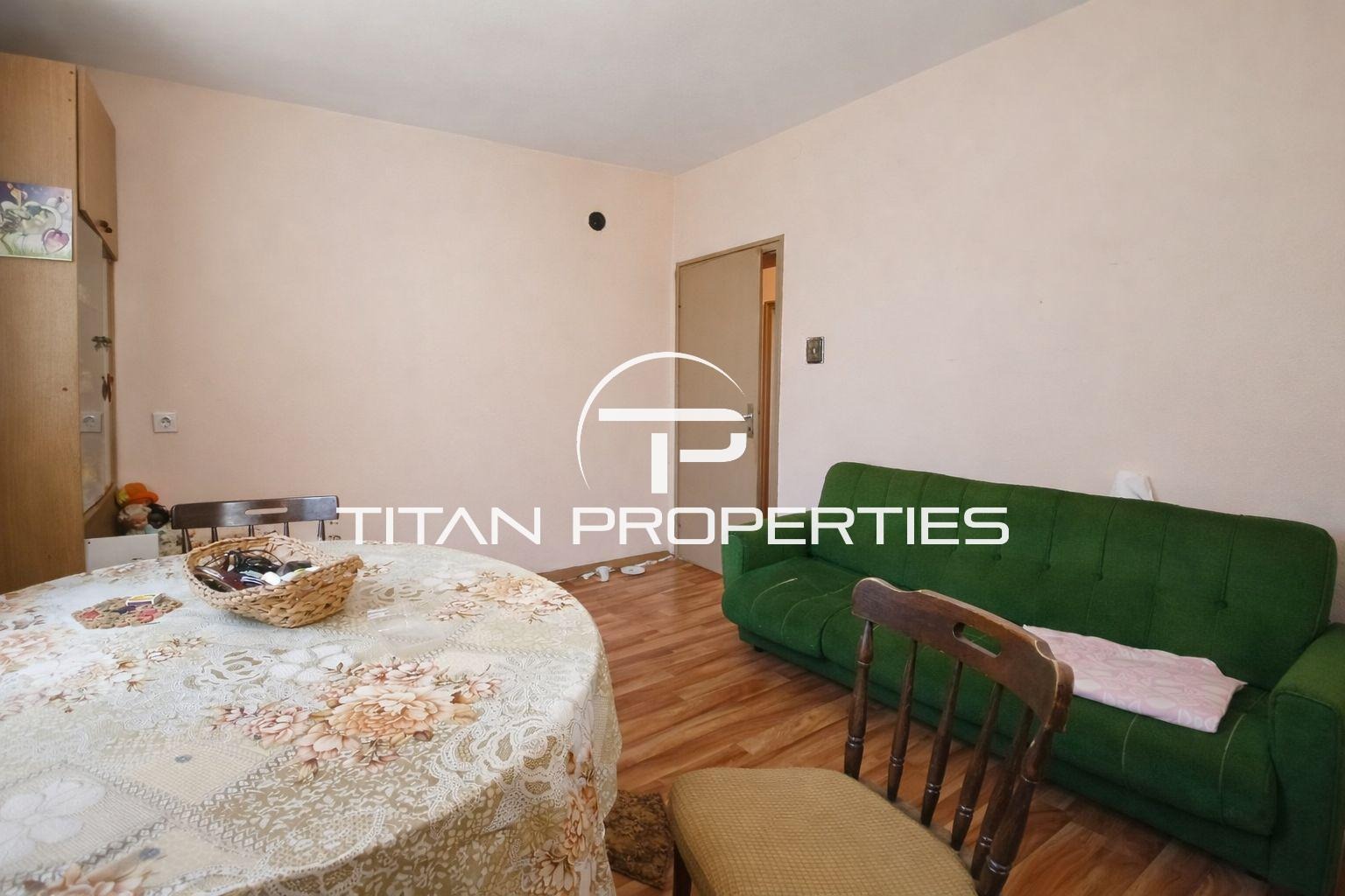 Продава ЕТАЖ ОТ КЪЩА, гр. Пловдив, Гагарин, снимка 4 - Етаж от къща - 56321782