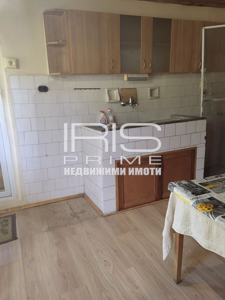 Продава КЪЩА, с. Велино, област Шумен