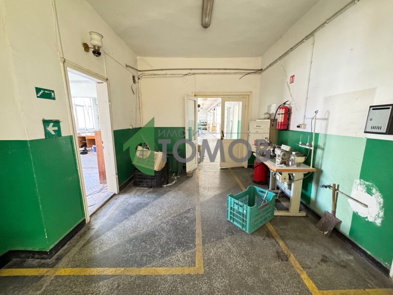 Te koop  Industrie gebouw regio Sjoemen , Veliki Preslav , 1056 m² | 68069173 - afbeelding [13]