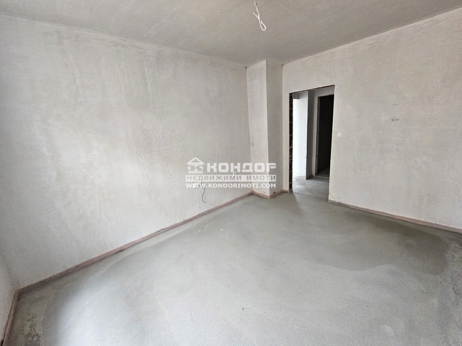 Продава 2-СТАЕН, гр. Пловдив, Кършияка, снимка 2 - Апартаменти - 50135600
