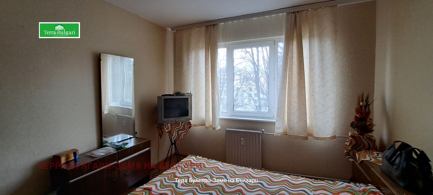 Продава 2-СТАЕН, гр. Перник, Изток, снимка 3 - Апартаменти - 53952986