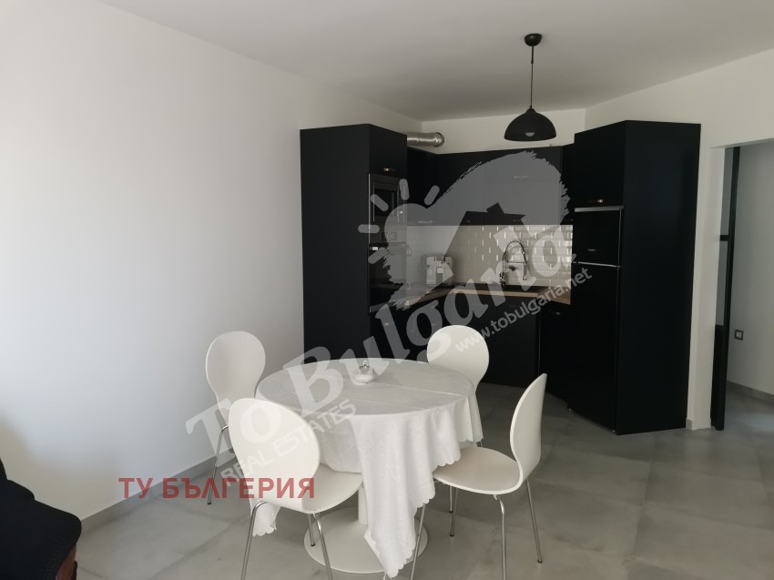 Продава 3-СТАЕН, гр. Велико Търново, Бузлуджа, снимка 2 - Апартаменти - 55693621