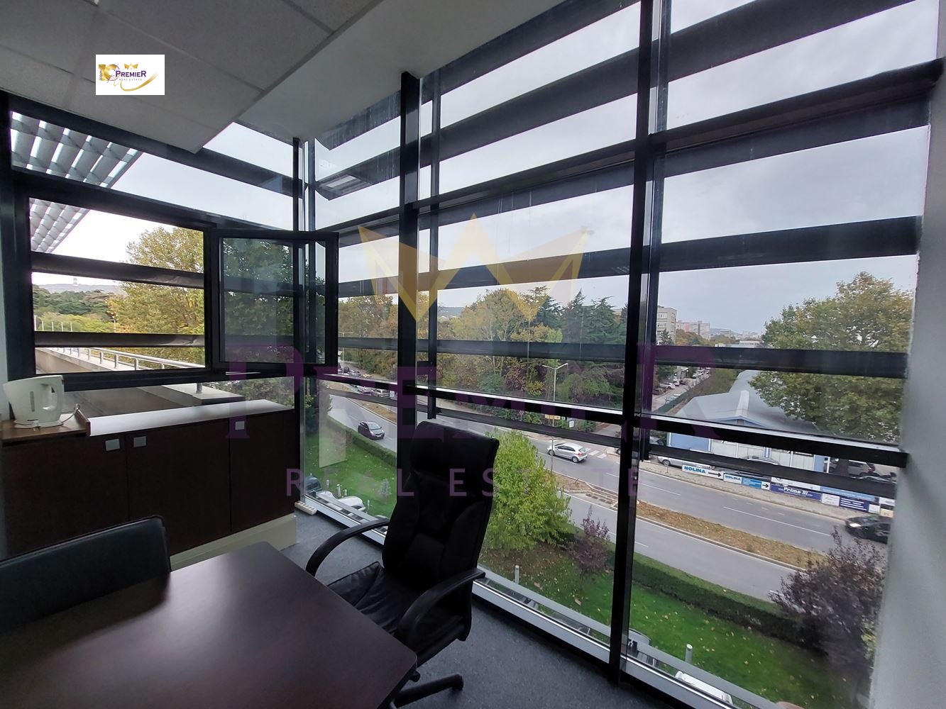 Продава ОФИС, гр. Варна, Младост 1, снимка 2 - Офиси - 49946903