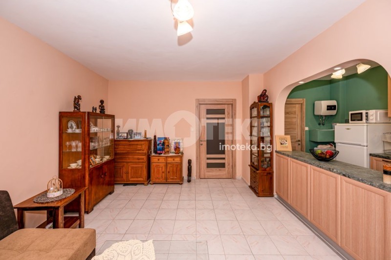 For Sale  1 bedroom Plovdiv , Tsentar , 76 sq.m | 42674741 - image [3]