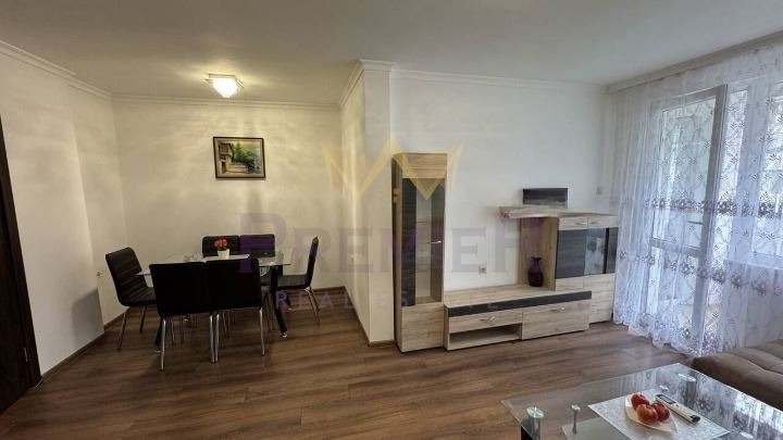 Продава 3-СТАЕН, гр. Бургас, Лазур, снимка 2 - Апартаменти - 53072593