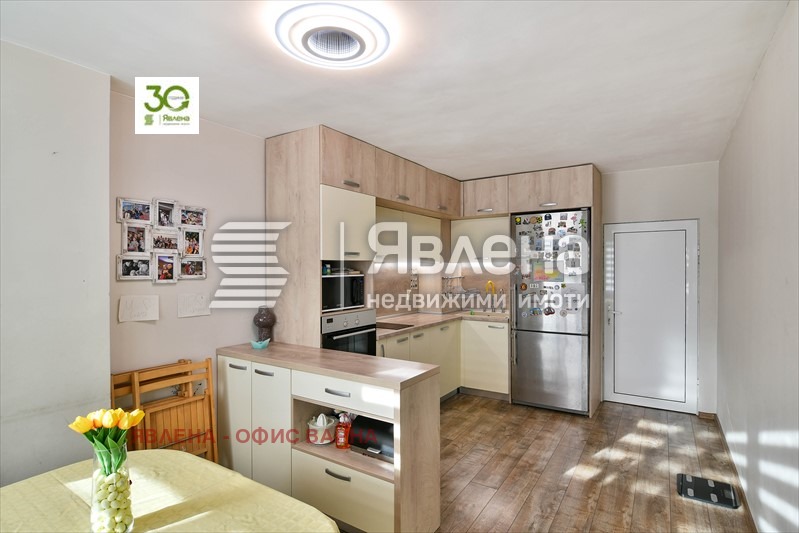 Продава МНОГОСТАЕН, гр. Варна, ВИНС-Червен площад, снимка 3 - Апартаменти - 52889080