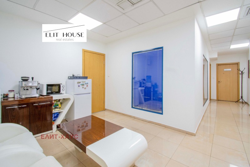 Продава  Офис град София , Център , 100 кв.м | 54633938 - изображение [2]