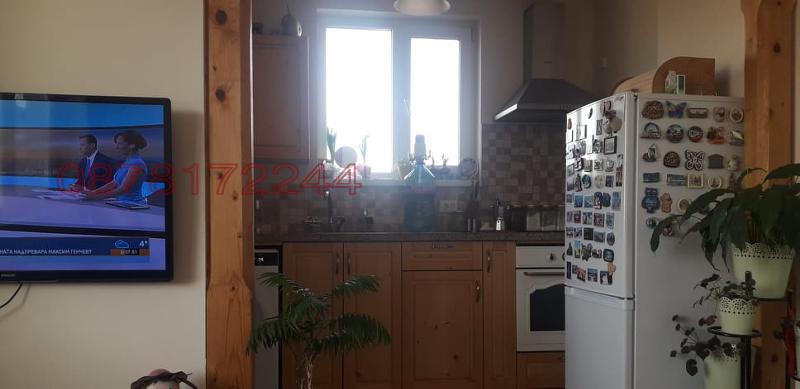 Продава ЕТАЖ ОТ КЪЩА, гр. Разград, Варош, снимка 12 - Етаж от къща - 52779322