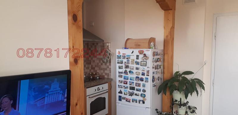 Продава ЕТАЖ ОТ КЪЩА, гр. Разград, Варош, снимка 14 - Етаж от къща - 52779322