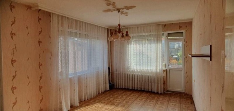 Продава ЕТАЖ ОТ КЪЩА, гр. София, с. Лозен, снимка 2 - Етаж от къща - 52692840