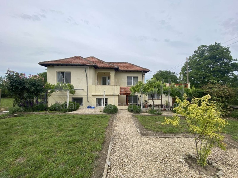 Продава  Къща, област Варна, с. Комарево • 92 000 EUR • ID 39010937 — holmes.bg - [1] 