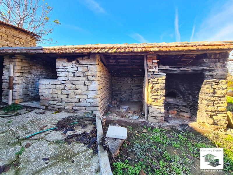 Продава КЪЩА, с. Дъскот, област Велико Търново, снимка 12 - Къщи - 52403561