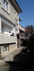 Продава ЕТАЖ ОТ КЪЩА, гр. Разград, Варош, снимка 3
