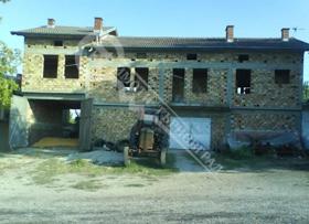 Продажба на имоти в с. Хотница, област Велико Търново - изображение 17 