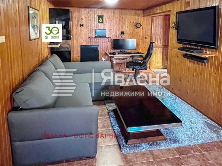 Продава КЪЩА, с. Оброчище, област Добрич, снимка 15 - Къщи - 49407791