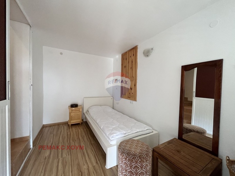 Till salu  Hus region Dobrich , Baltjik , 120 kvm | 77133805 - bild [14]