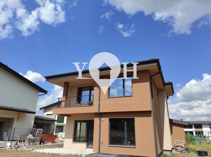 Til salgs  Hus region Sofia , Bosjurishte , 216 kvm | 72984985 - bilde [3]