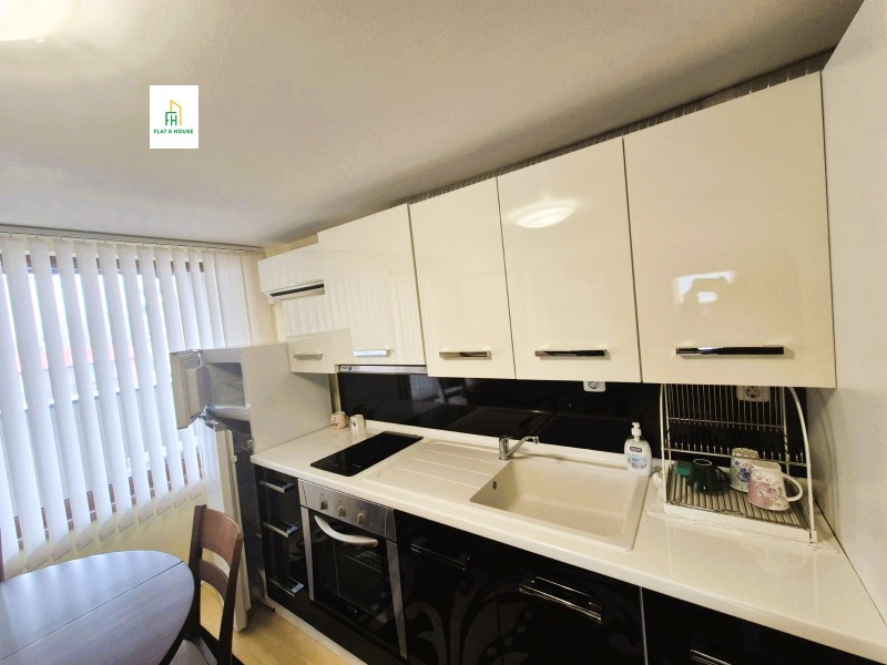 Продава 2-СТАЕН в град Варна, Левски 1 - 60 кв.м / 123 000 € » 240 567.09 лв., ФЛАТ ЕНД ХАУС