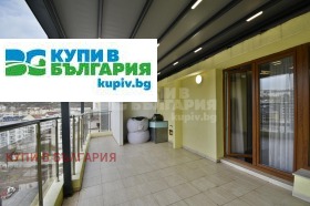 3-стаен град Варна, Гранд Мол 11