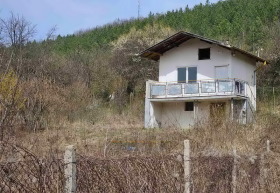 Продажба на имоти в с. Долна Секирна, област Перник - изображение 1 