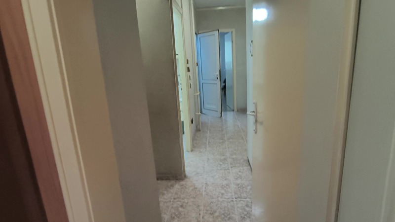 Продава  3-стаен град Русе , Възраждане , 98 кв.м | 76173815 - изображение [2]