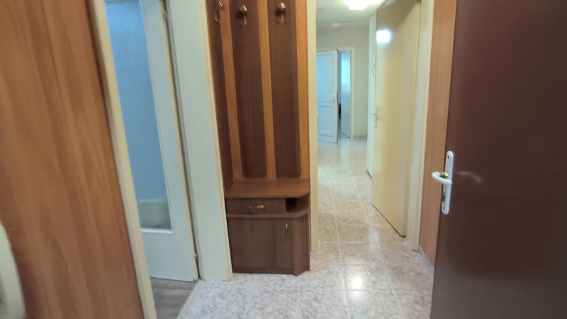 Продава  3-стаен град Русе , Възраждане , 98 кв.м | 76173815