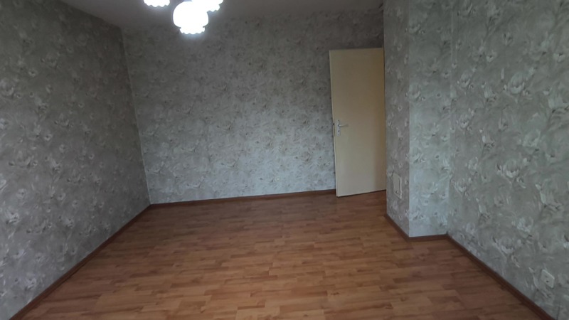Продава  3-стаен град Русе , Възраждане , 98 кв.м | 76173815 - изображение [10]