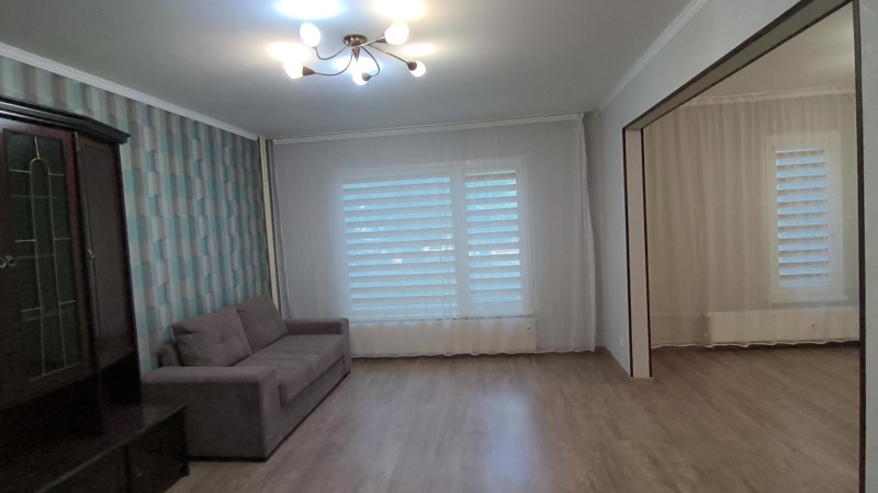 Продава  3-стаен град Русе , Възраждане , 98 кв.м | 76173815 - изображение [3]