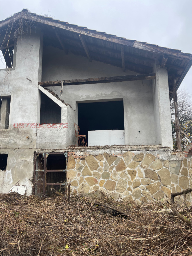 Продава КЪЩА, с. Абланица, област Ловеч, снимка 3 - Къщи - 53087352