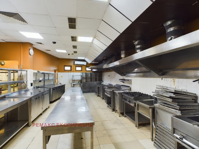 Til salg  Bar; Kaffebar region Blagoevgrad , Sandanski , 650 kvm | 58289778 - billede [14]