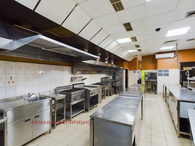 Til salg  Bar; Kaffebar region Blagoevgrad , Sandanski , 650 kvm | 58289778 - billede [15]