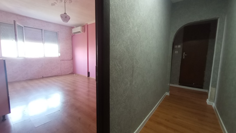 Продава  2-стаен град София , Обеля 2 , 70 кв.м | 10440796 - изображение [3]