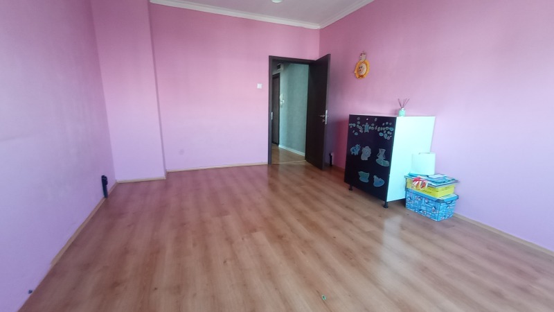 Продава  2-стаен град София , Обеля 2 , 70 кв.м | 10440796 - изображение [2]
