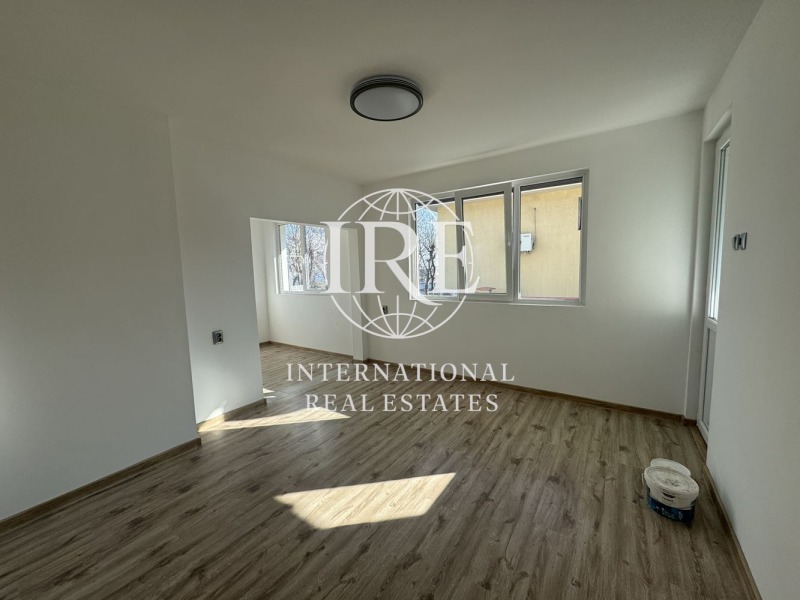 Продава 3-СТАЕН, гр. Варна, Галата, снимка 2 - Апартаменти - 53099148