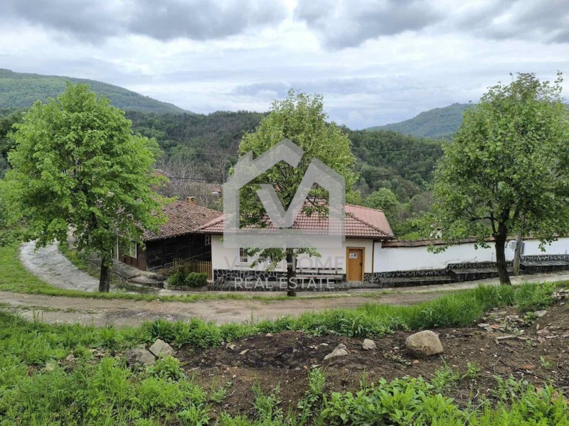 На продаж  Сюжет область Велико Тирново , Елена , 870 кв.м | 56598126