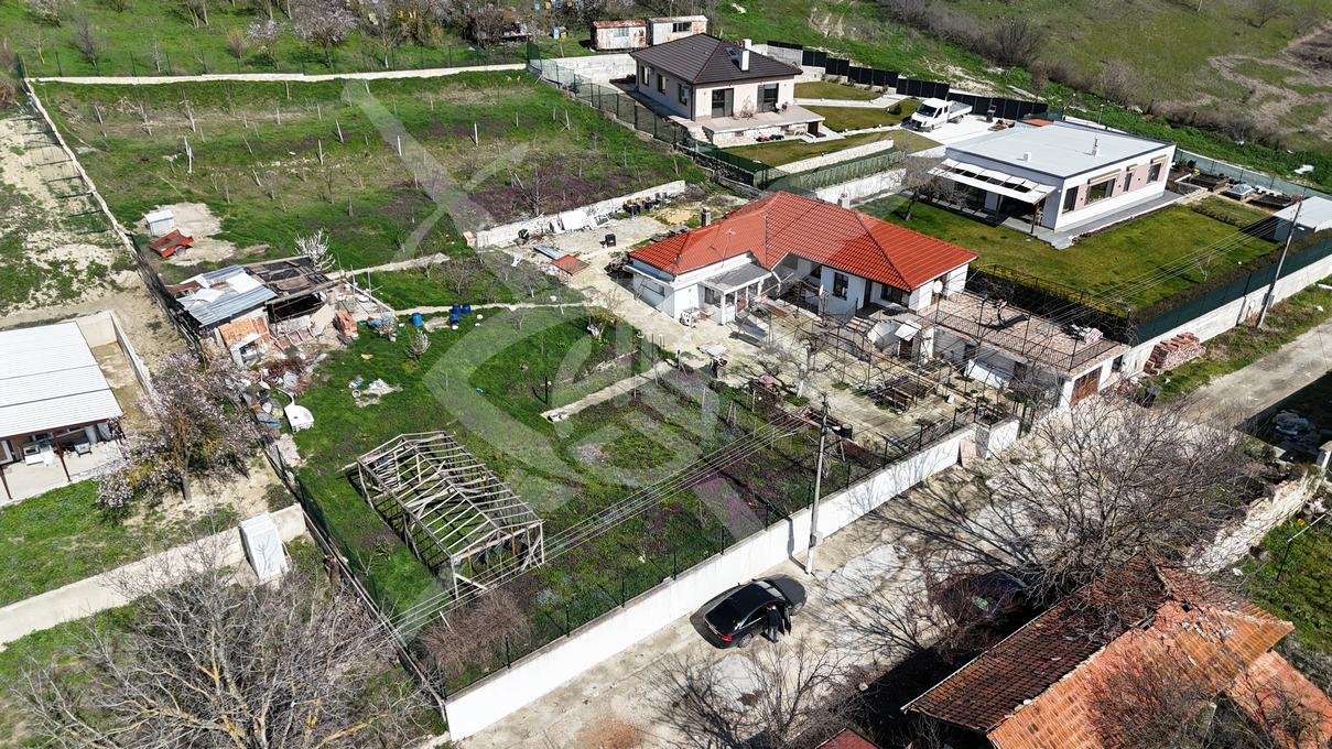 Продава КЪЩА, с. Кипра, област Варна, снимка 13 - Къщи - 54034775