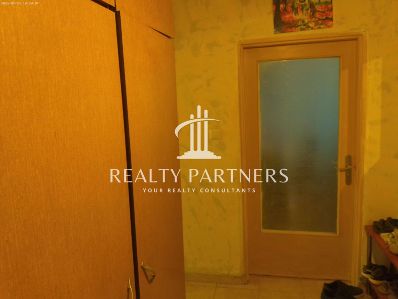 Продава  2-стаен град Перник , Тева , 67 кв.м | 66245360 - изображение [9]
