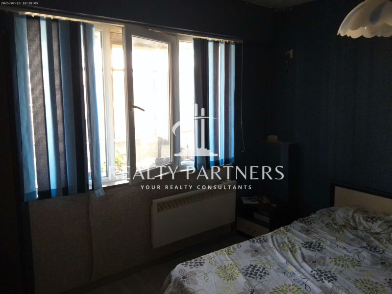 Продава  2-стаен град Перник , Тева , 67 кв.м | 66245360 - изображение [6]
