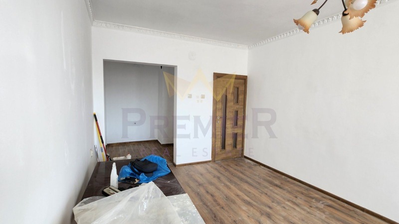 À vendre  2 chambres Varna , HEI , 85 m² | 34121677