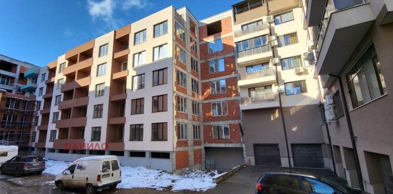 Продава 3-СТАЕН, гр. Велико Търново, Бузлуджа, снимка 1 - Aпартаменти - 48908174