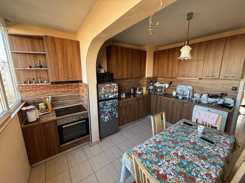 Продава 3-СТАЕН, гр. София, Света Троица, снимка 3 - Апартаменти - 52719574