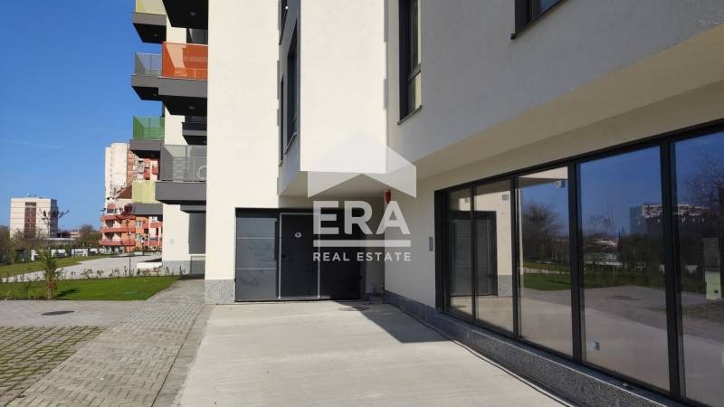 Na prodej  Prodejna Varna , Vazraždane 1 , 78 m2 | 68410132