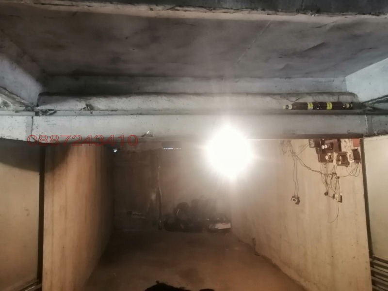 Продава ГАРАЖ, ПАРКОМЯСТО, гр. Монтана, Младост 1, снимка 4 - Гаражи и паркоместа - 52780597