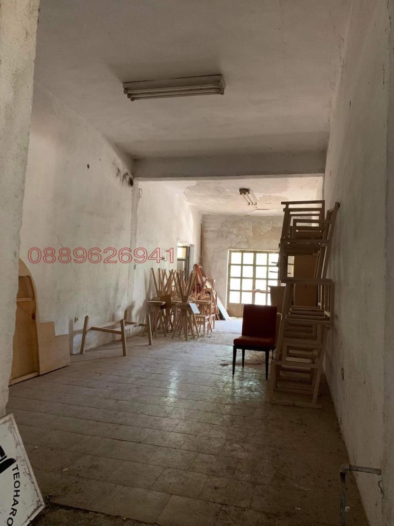 Продава ПРОМ. ПОМЕЩЕНИЕ, гр. Петрич, област Благоевград, снимка 9 - Производствени сгради - 52780881