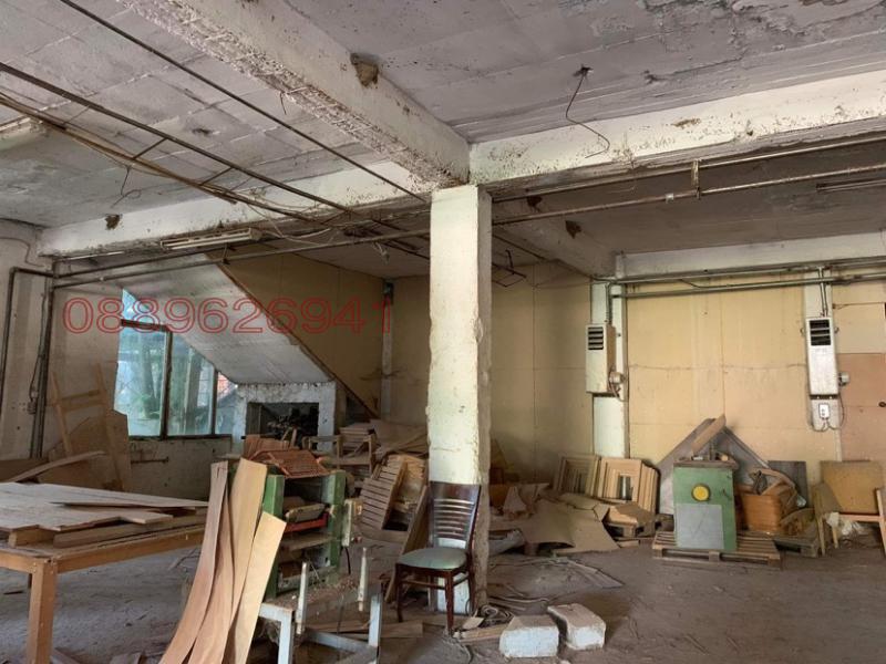 Продава ПРОМ. ПОМЕЩЕНИЕ, гр. Петрич, област Благоевград, снимка 2 - Производствени сгради - 52780881