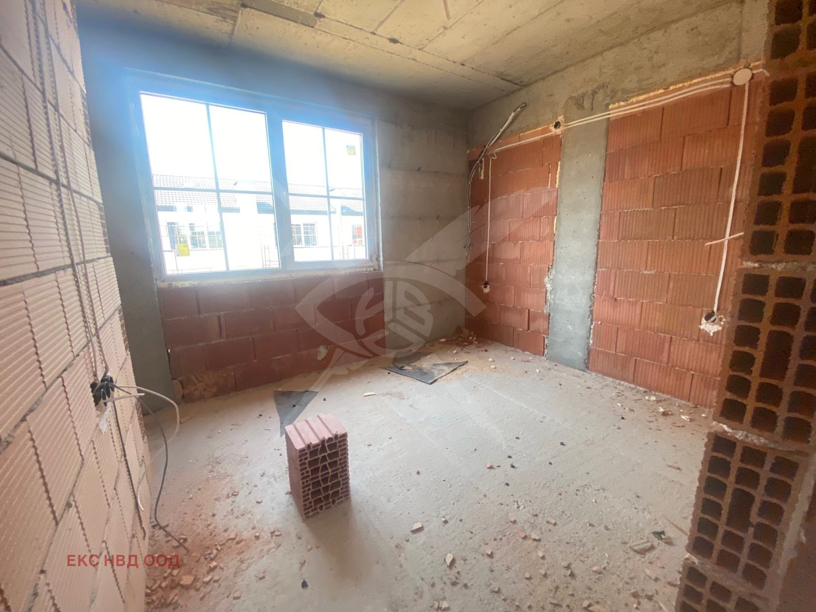 Продава КЪЩА, с. Скутаре, област Пловдив, снимка 2 - Къщи - 53920578