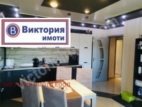 Продава 3-стаен град Велико Търново Център - [1] 